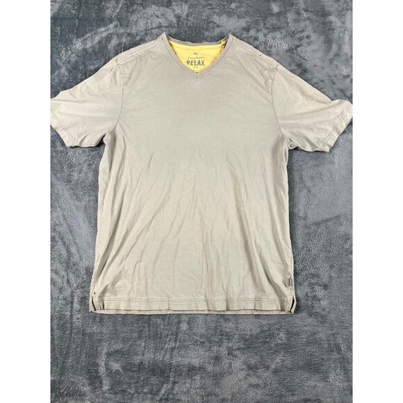 Tommy Bahama Relax Men's M Medium Tan V-Neck T-Shirt Short Sleeve Cotton Casual - Picture 1 of 9